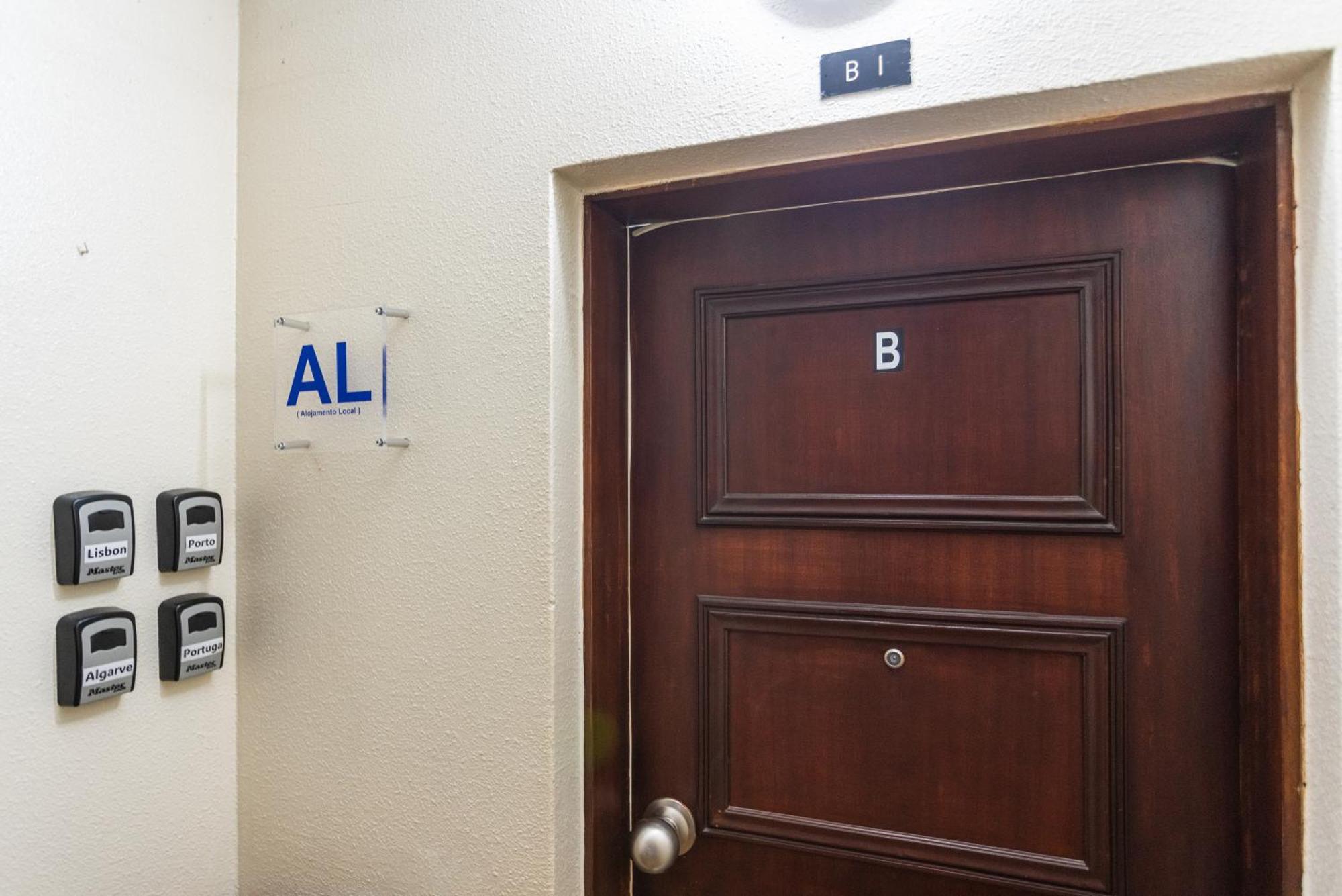 Bnb Homes Praia Da Rocha Beach Bright Apartment 50 M Away From The Ocean Portimão Exteriör bild