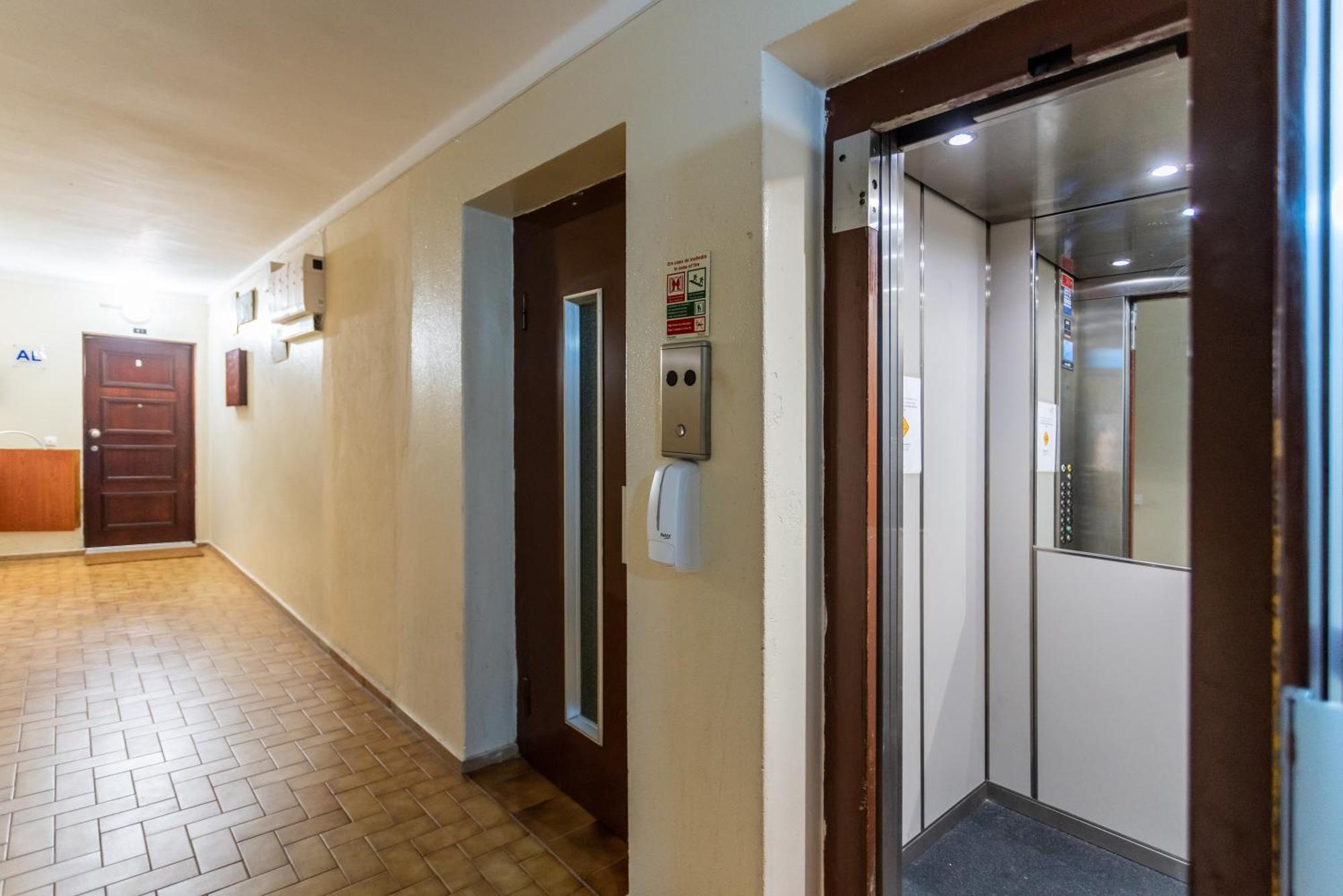 Bnb Homes Praia Da Rocha Beach Bright Apartment 50 M Away From The Ocean Portimão Exteriör bild